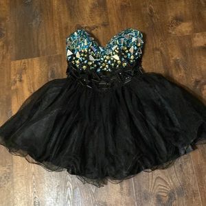 Dave & Johnny Strapless Corset Prom Homecoming Special Occasion Dress Size 5/6